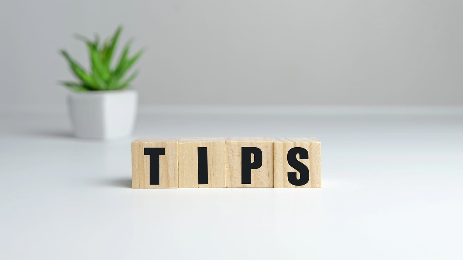 φωτογραφία με τη λέξη tips