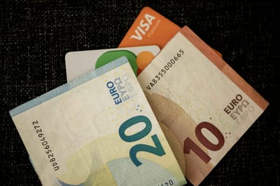 Η Ευρώπη λέει όχι στις Visa και Mastercard εξάρτόμενες πληρωμές με νέες λύσεις