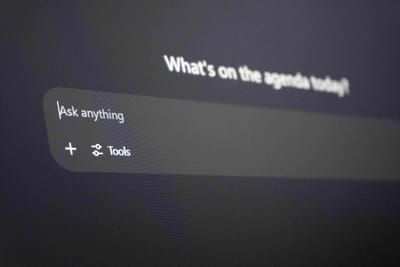 Η OpenAI αλλάζει πορεία: τέλος το “instant checkout” μέσα στο ChatGPT