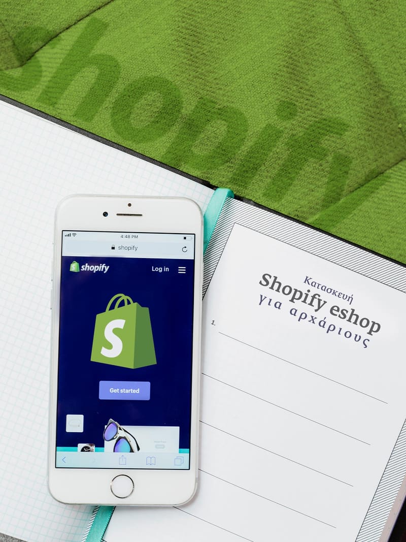 κινητό για κατασκευή shopify eshop