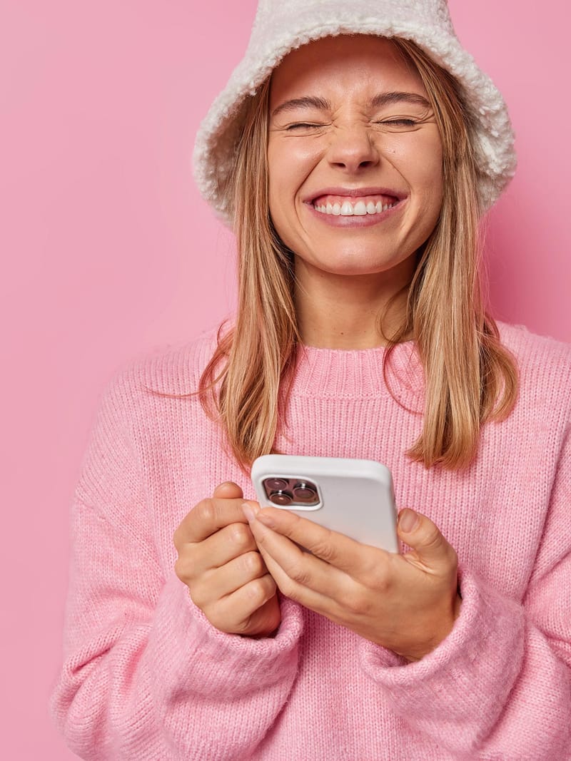SMS στρατηγική για την Ημέρα της Γυναίκας: Τα 13 Shopify brands που ξεχώρισαν