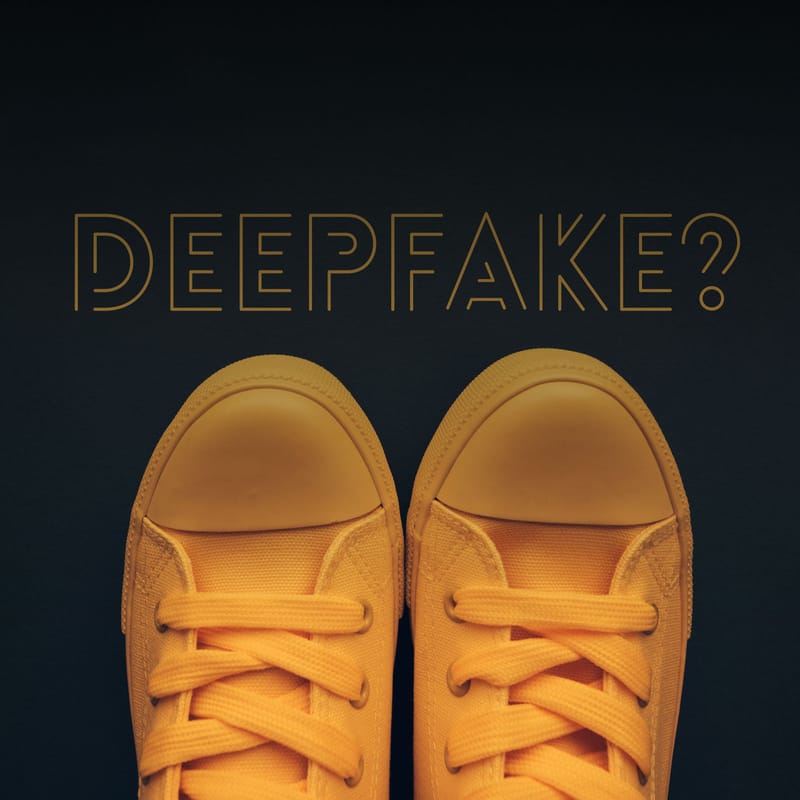 Παπούτσια με το λεκτικό deepfake
