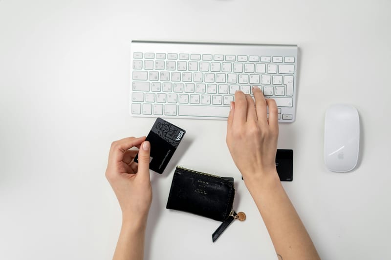 Το online shopping αναμένεται να κυριαρχήσει περισσότερο το 2024