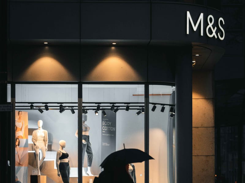 Το Marks & Spencer επαναφέρει τις online παραγγελίες μετά το cyber attack