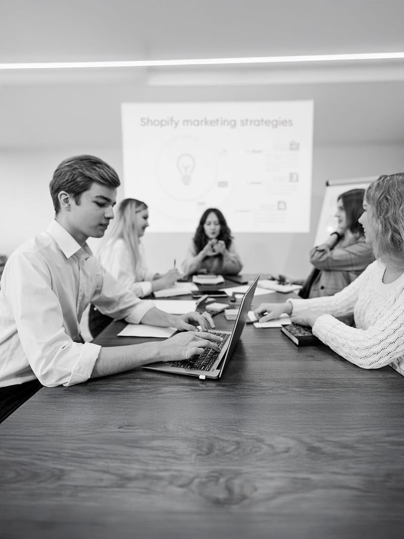 Ποια Shopify marketing strategies θες το 2025; Σύντομος οδηγός για αύξηση πωλήσεων και αφοσίωσης πελατών