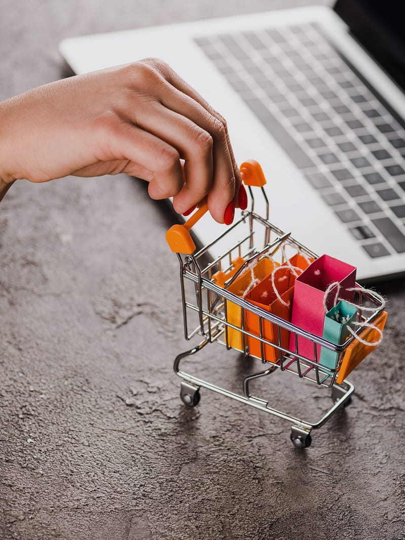 Από επισκέπτες σε πελάτες: Γιατί το eCommerce remarketing είναι το must-have του 2025