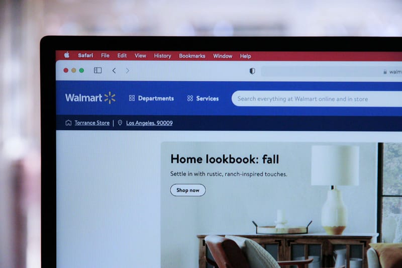 Πώς προστατεύει το Walmart το marketplace του και ενισχύει την εμπιστοσύνη πωλητών και πελατών;