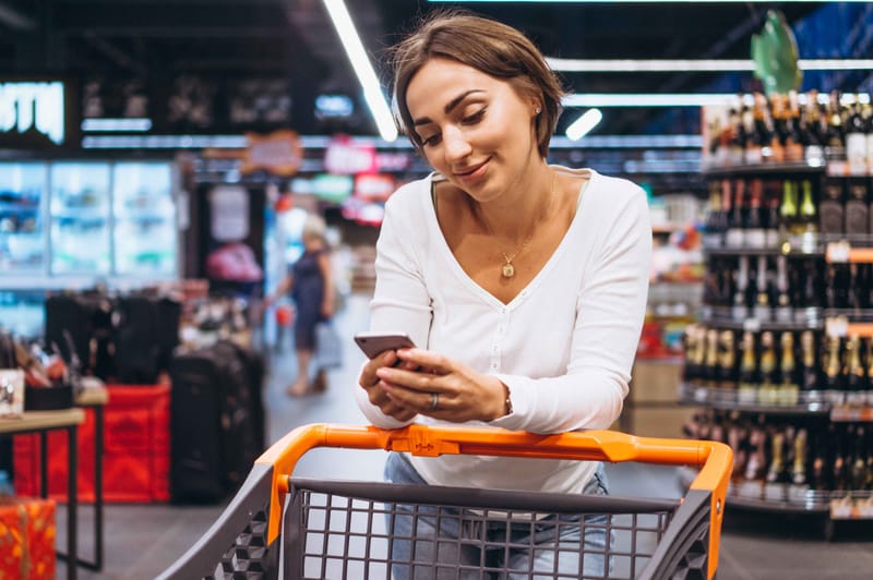 Η άνεση των καταναλωτών με το AI Shopping οδηγεί σε νέα ρεκόρ μετατροπών