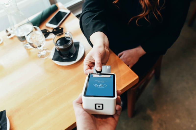 Οι αγοραστές προτιμούν το product content από τo brand loyalty
